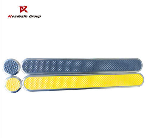 Latest company news about ROADSAFE 색상 노란색 촉각 표시 표시 304/316 표시 스트립 플라스틱 표면 스트립